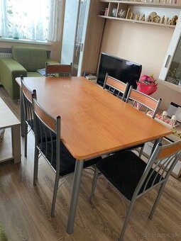Kuchynský stôl + 6x stolička