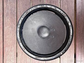 Predám repro. s rozpadnutým závesom Jamo