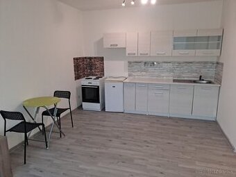 Prenájom 1,5-izbového bytu – Zvolen