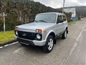 Lada Niva 1.7i Urban