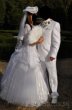 Honosné svadobné šaty s klobúčikom