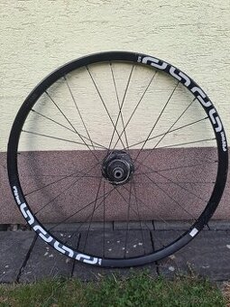 E thirteen trs+ 142x12mm