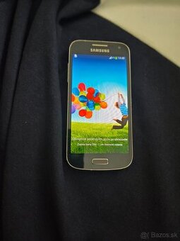 Samsung S4 mini voľný black mist v dobrom stave plne funkčný