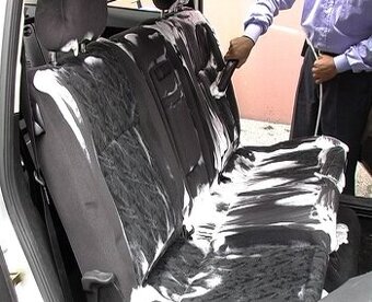 Tepovanie a čistenie interiéru osobných automobilov