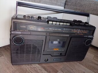 Hitachi TRK 5280E radiomagnetofon Japan