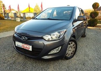 HYUNDAi i20 1.2 16V BENZIN- 4 valec -12/2013 - KLIMA, STK