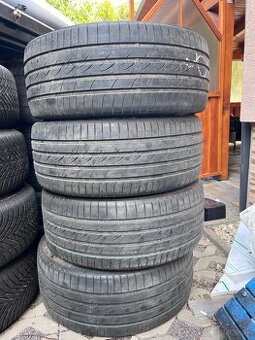 Letne pneumatiky 225/35 r19 80€ sada