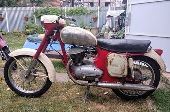 Jawa 250/590 Sport Road King