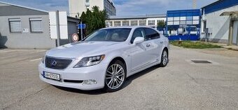 LEXUS LS600HL _ NOVÁ HYBRIDNÁ BATÉRIA
