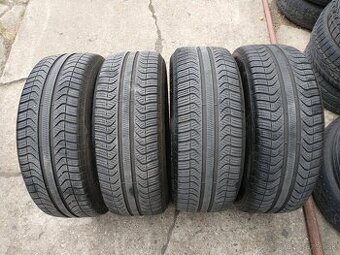 Predam 4ks celorocne pirelli 235/55 r18