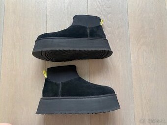 Topánky Ugg dámske