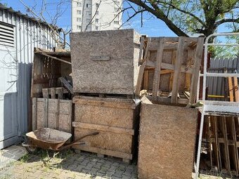 Predám palety s klietkami na drevo