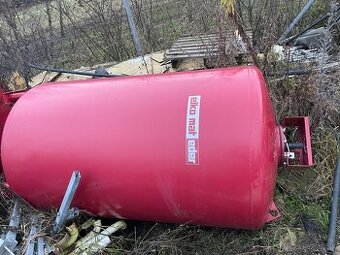 tlakova nadoba 1000l