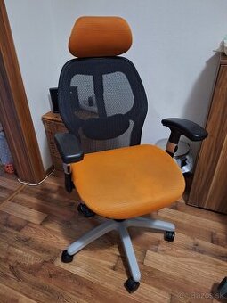 Ergonomická kancelárska stolička OfficePro Saturn - 1