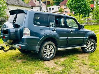 Pajero 3.2 di-d 7 miestne 4x4