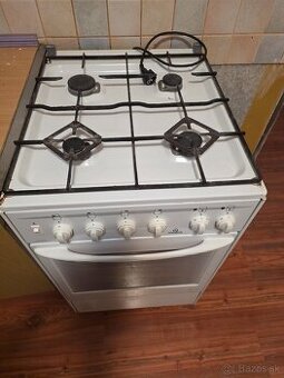 Plynový šporák + rúra