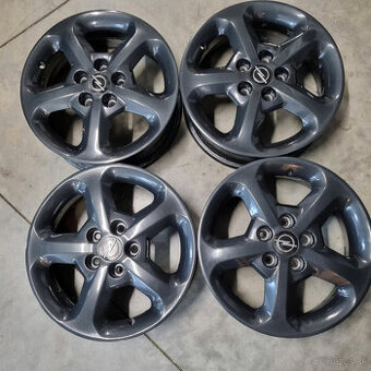 Hliníkové disky 5x110 R16 6J ET44