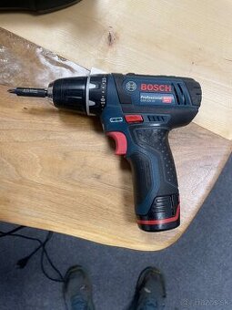 BOSCH GSR 12V-15 Professional Akumulátorový vŕtací skrutkova