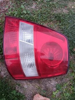 Zadné  práve  svetlo  na  Kia  sorento