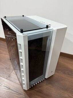 Predám herný PC Intel i9-9900KF,RTX 2080Ti,32GB Ram,SSD1,25