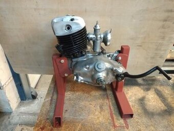 predám motor na DKW SB 200