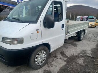 Zdravím ponúkam na predaj valník  2.8 Dizel