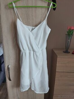 Damske saty Bershka vel S