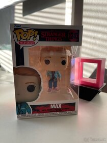 pop stranger things max