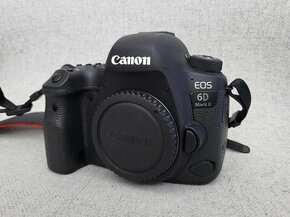 Canon 6D Mark II vo výbornom stave, len 4800 snímok