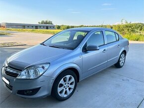 Opel Astra H 1.6 85kw