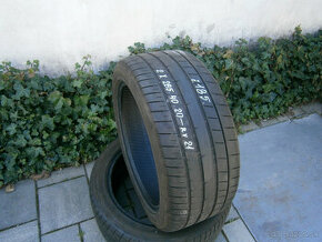 Predám 2x letné pneu Dunlop 285/40 R20 108YXL