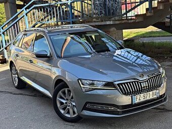 ŠKODA SUPERB III LIFT 2.0TDI DSG ŤAŽNÉ NAVI CRYSTAL LED