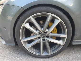 Audi Sport Originál R21 8,5j plus pneu 255/35 21