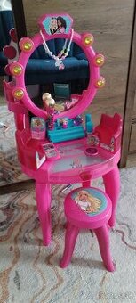 Toaletný detský stolík barbie