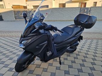 Honda NSS Forza 125 model 2019 full vybava