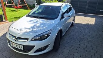 Opel Astra 1.4 Turbo 140k Cosmo A/T