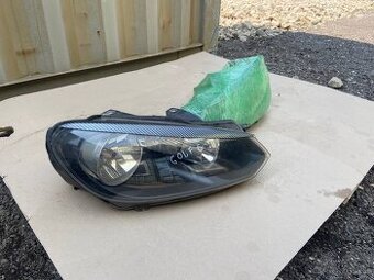 Predám predne svetlomety – VW Golf 6 (2009-2012)