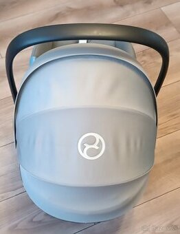 Cybex Aton M