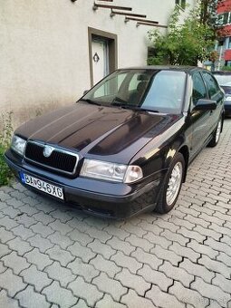Škoda Octavia 1 2.0 benzín