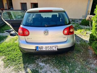 Volkswagen Golf 1.4 16V FSI