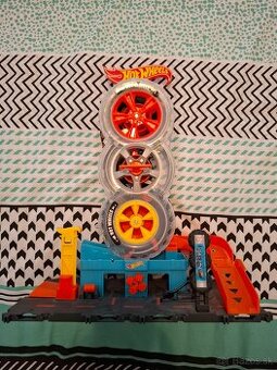 Hot wheels HDP02 dráha