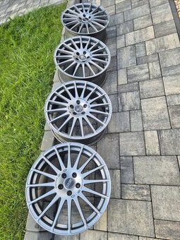 Predam disky OZ racing superturismo GT