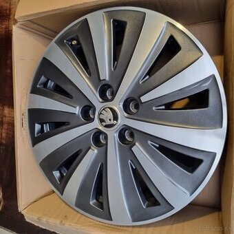 Superb 3 Alu kola zimne Passat R17 VW Škoda