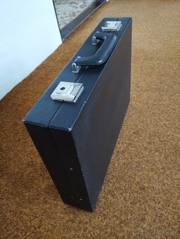 Koženkový diplomatický kufrík