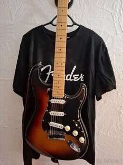 Fender Stratocaster USA 2004, 3-Color Sunburst