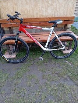 Horský bike trek racing