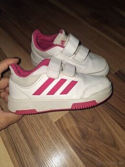 Adidas tenisky