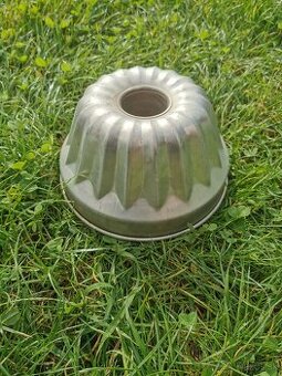 Predám starú formu na bábovku