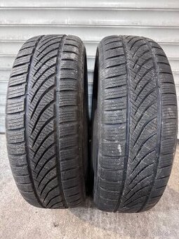 225/65R17 102V
