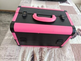 Kufrík na gélové nechty